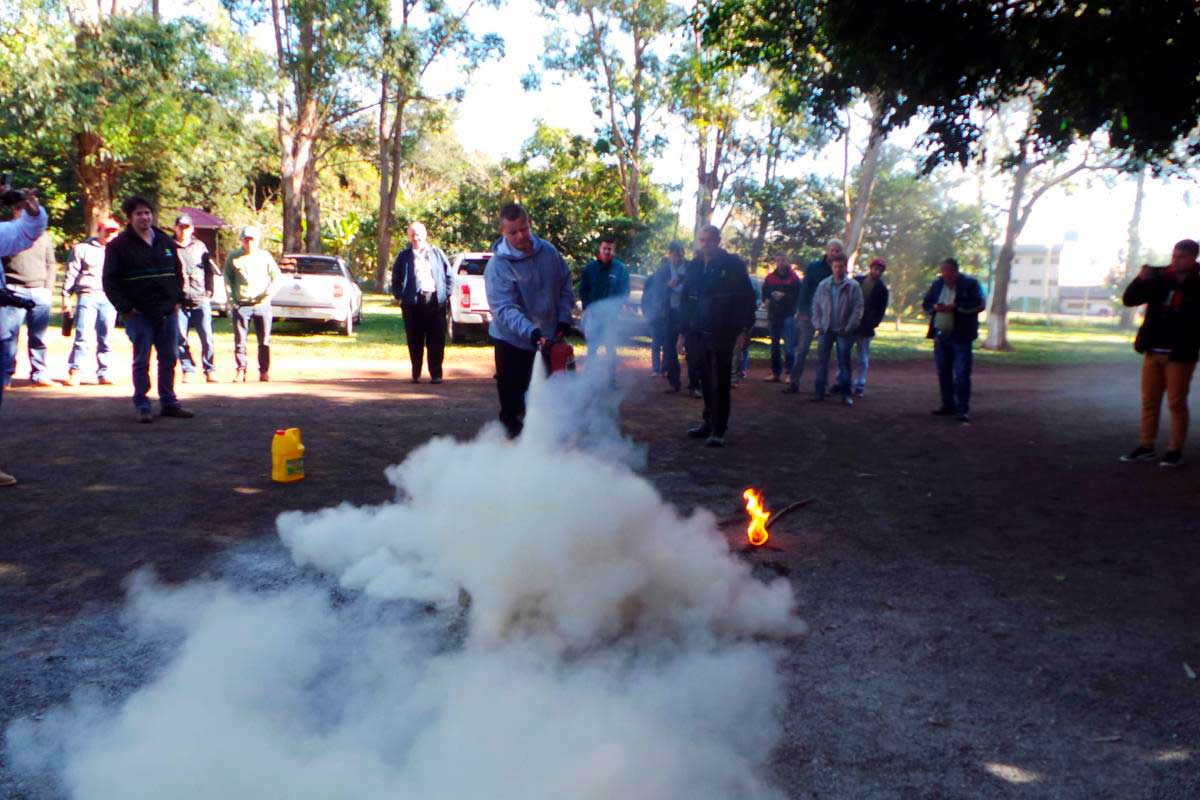 mejoragro paraguay capacitaci&oacute;n matafuegos
