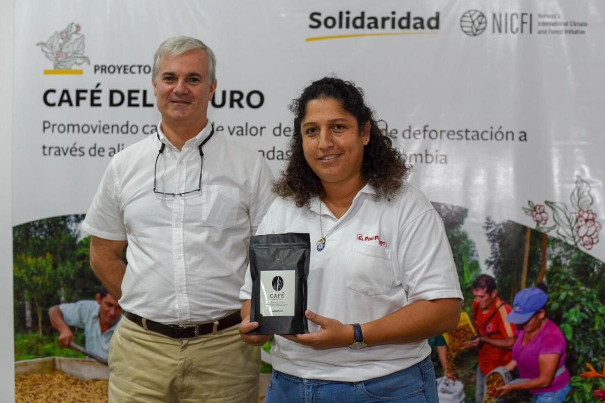 ezio varese fabiola mu&ntilde;oz caf&eacute; del futuro per&uacute;