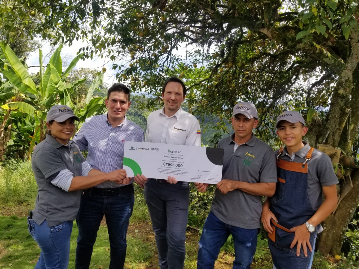 banco2 cheque caf&eacute; productores