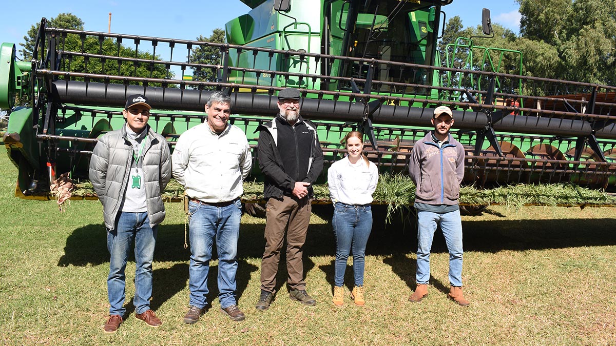 Carl Bielke y los equipos de Solidaridad y Cargill Carl Bielke y los equipos de Solidaridad y Cargill
