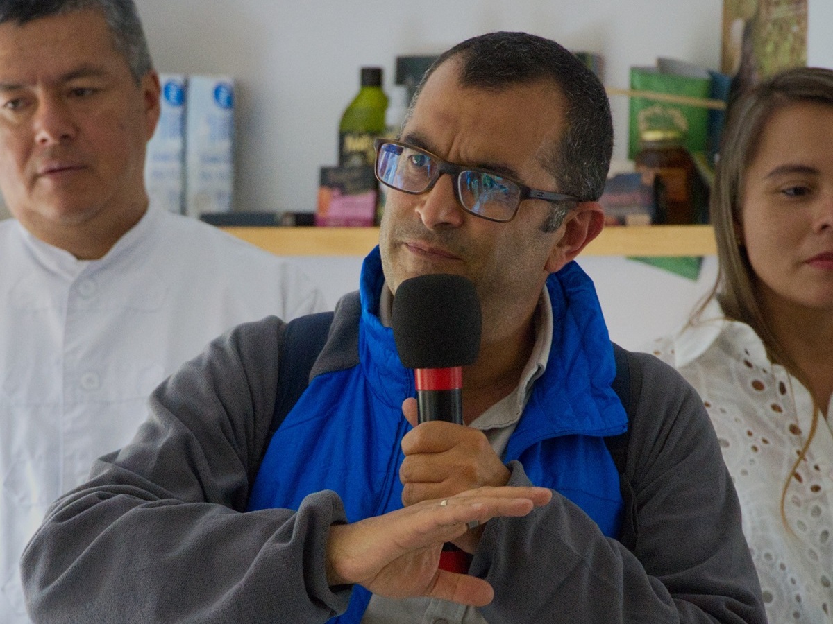 CarlosIsaza4 (1) Carlos Isaza